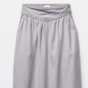 Aritzia gabrielle skirt